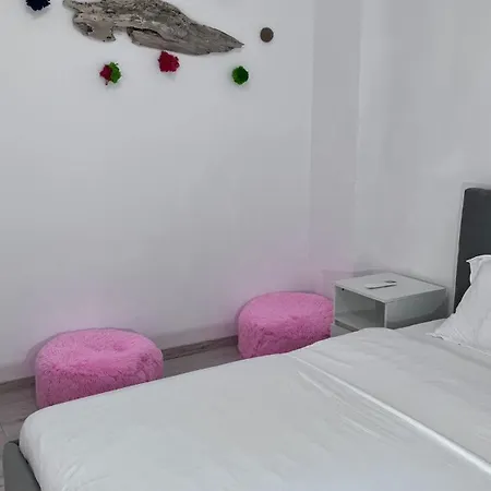 Homestay Summer Vibe - La Curte Constanta